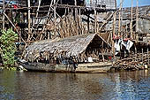 Tonle Sap - Kampong Phluk floating village - stilted houses